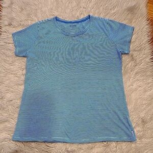 Columbia womens light‎ blue and blue stripped cotton tshirt size large